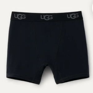 UGG Alexiah Fitted Boy Black Short Women Size Large